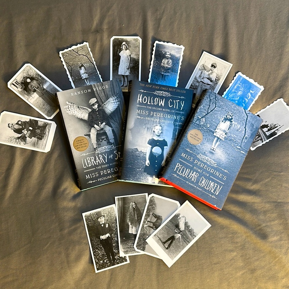 BOOKS Miss Peregrine’s Peculiar Children BOXED SET (3 novels by Ransom Riggs)